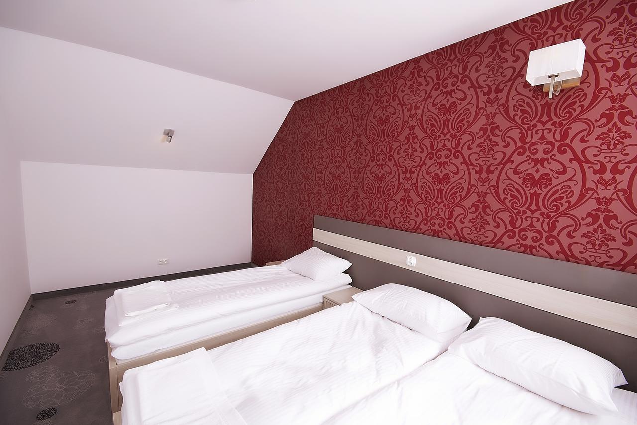 Zajazd Sebory Romany Sebory Chambre photo