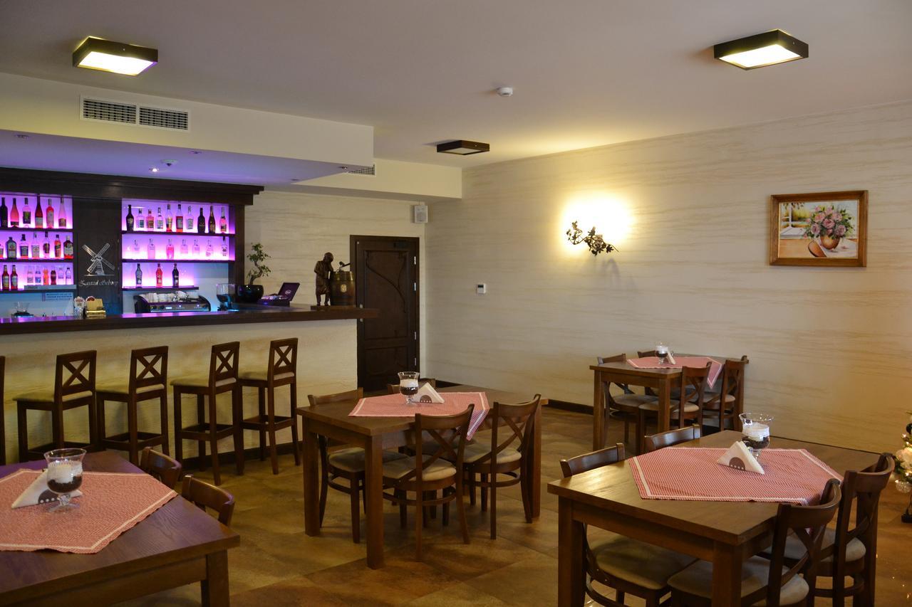Zajazd Sebory Romany Sebory Extérieur photo